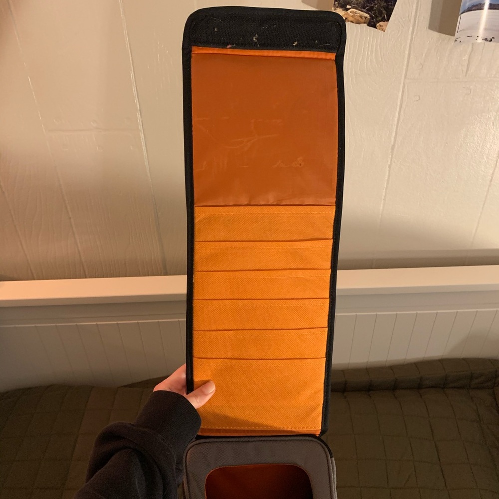 Car divider/organizer - Picture 3 of 3